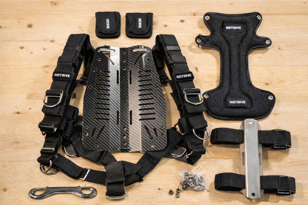 HotDive Kit Placa de Fibra de Carbono con Arnés Ajustable | Sistema Backplate & Harness para Buceo Técnico